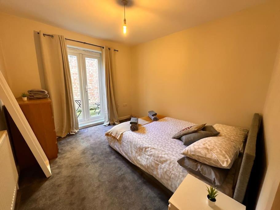 2 Bedroom Apartment In Se13 London Eksteriør bilde
